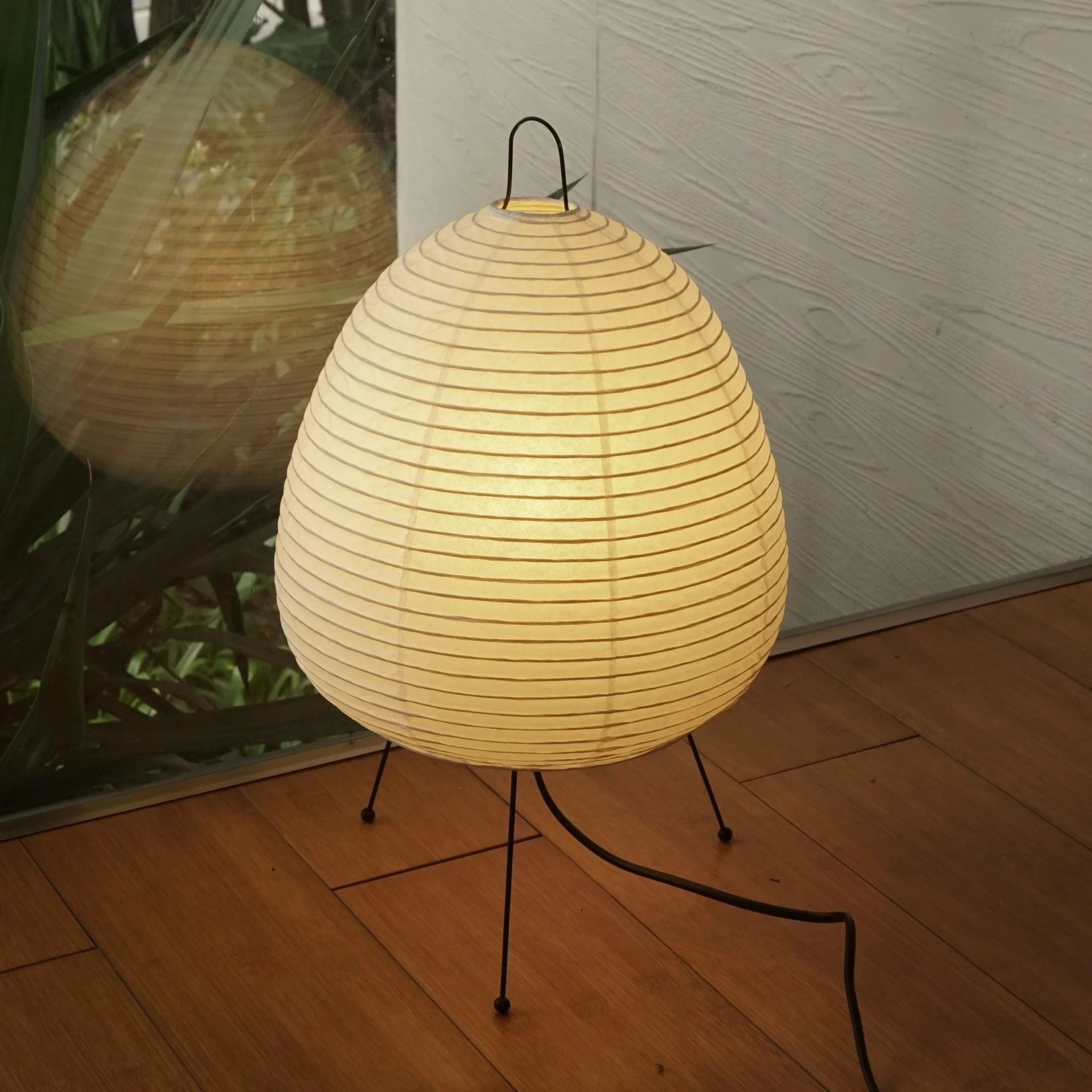 Akari Paper Silhouette Table Lamp