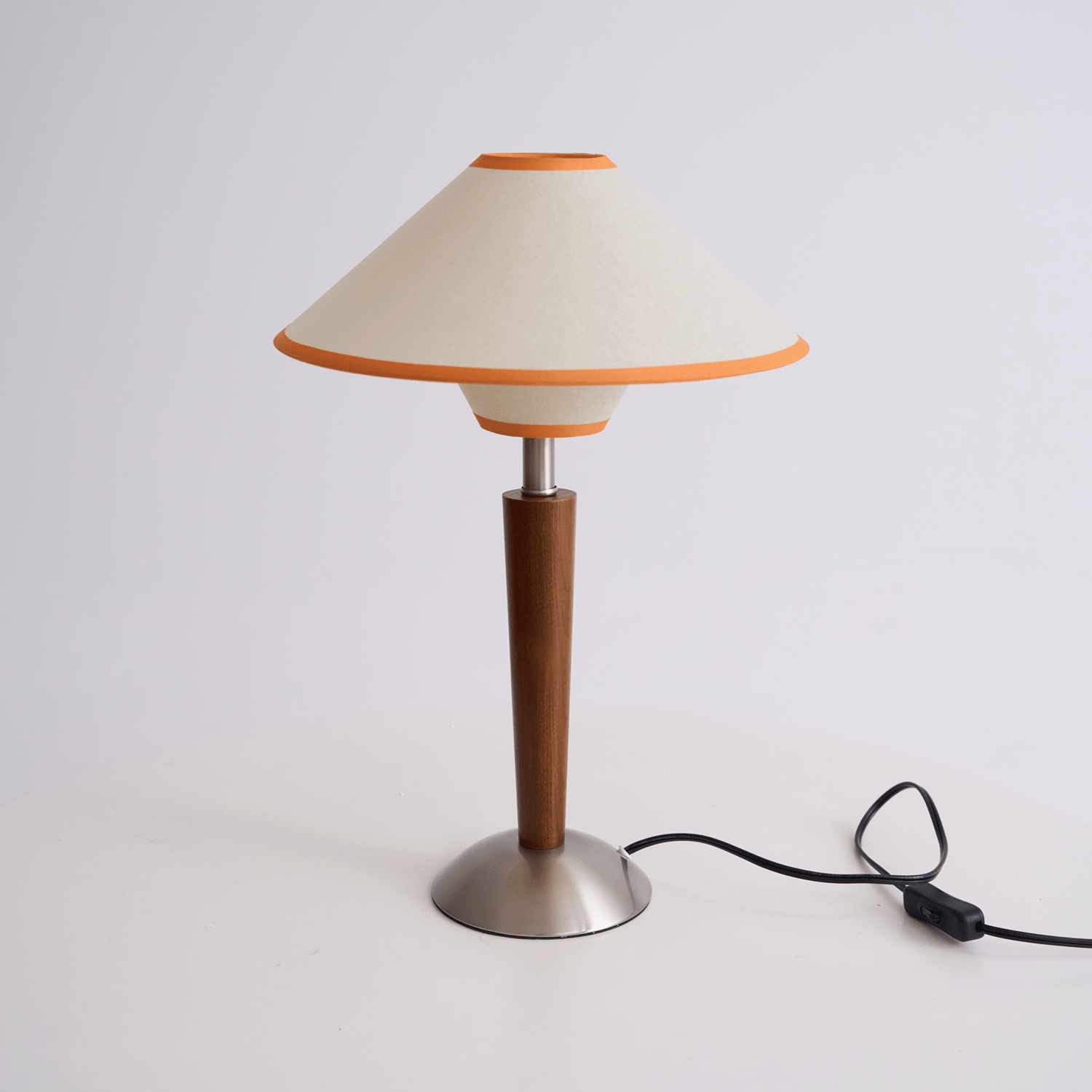 Wooden Stem Classic Table Lamp