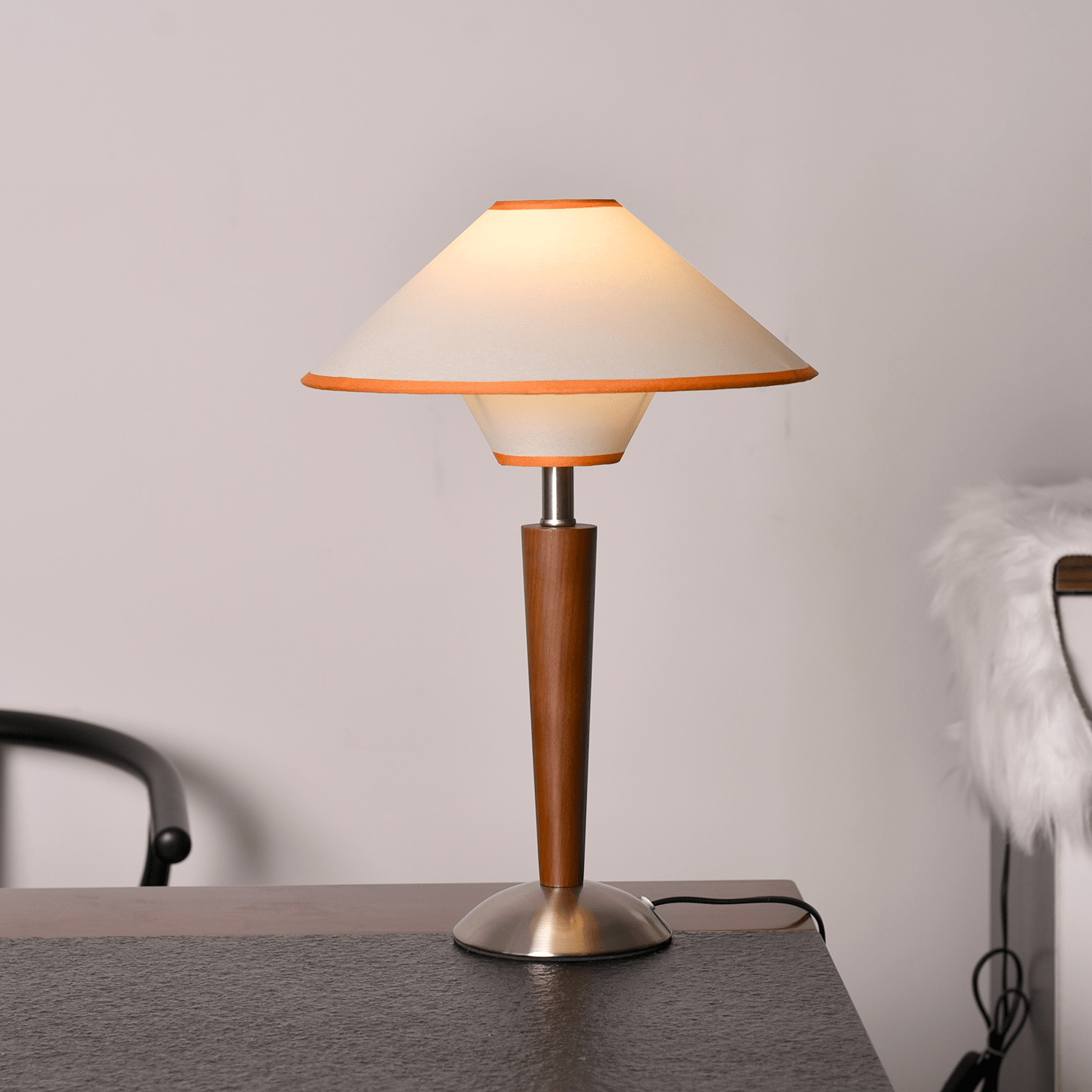 Wooden Stem Classic Table Lamp