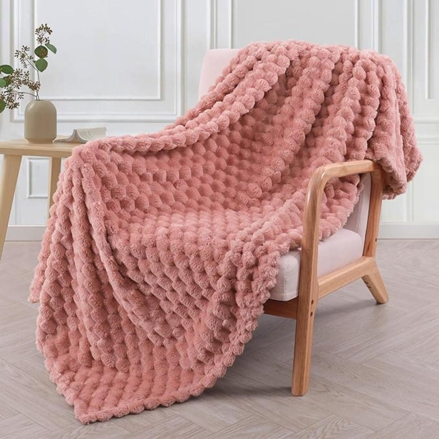Cozy Chunky Knit Throw Blanket | Thick Textured Design