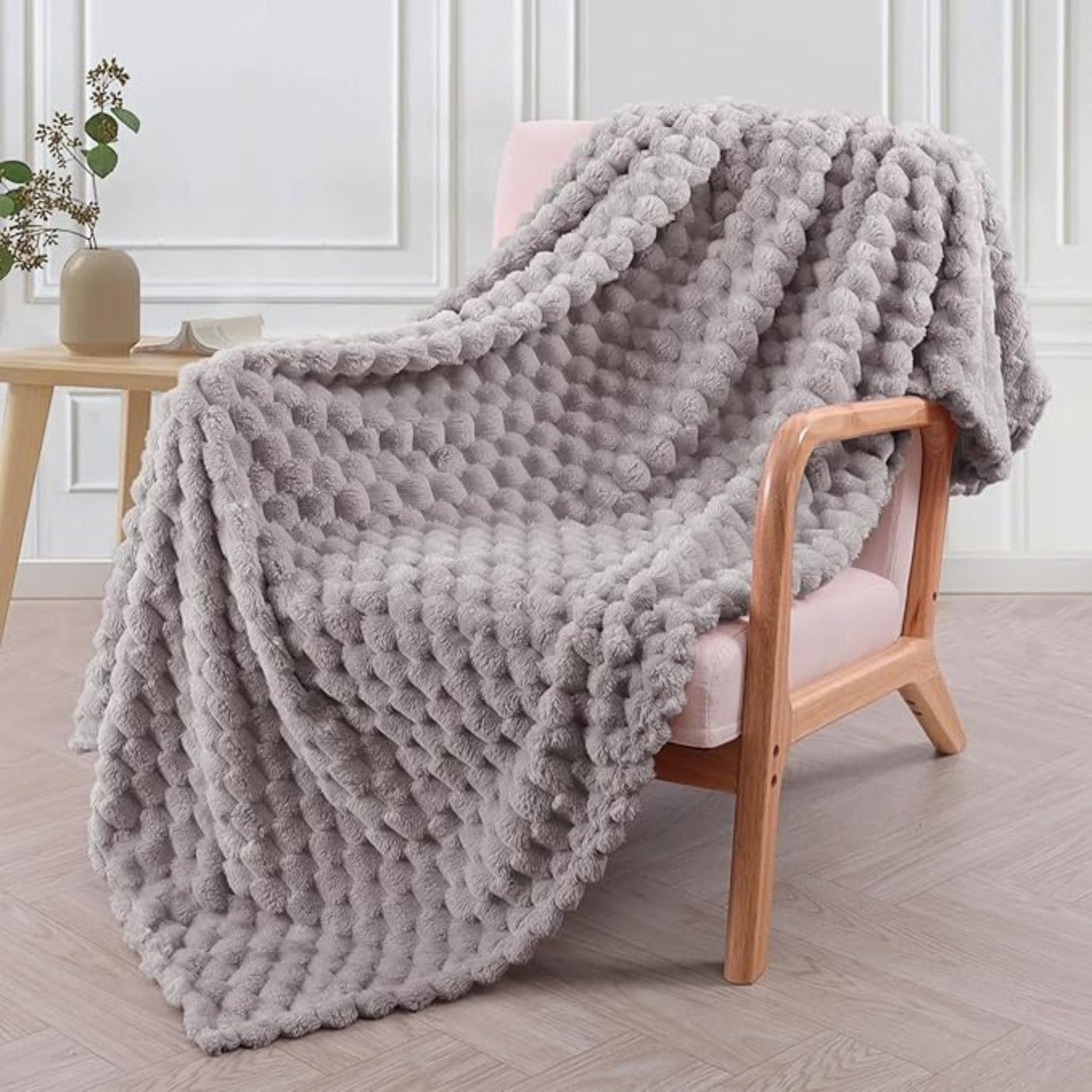Cozy Chunky Knit Throw Blanket | Thick Textured Design
