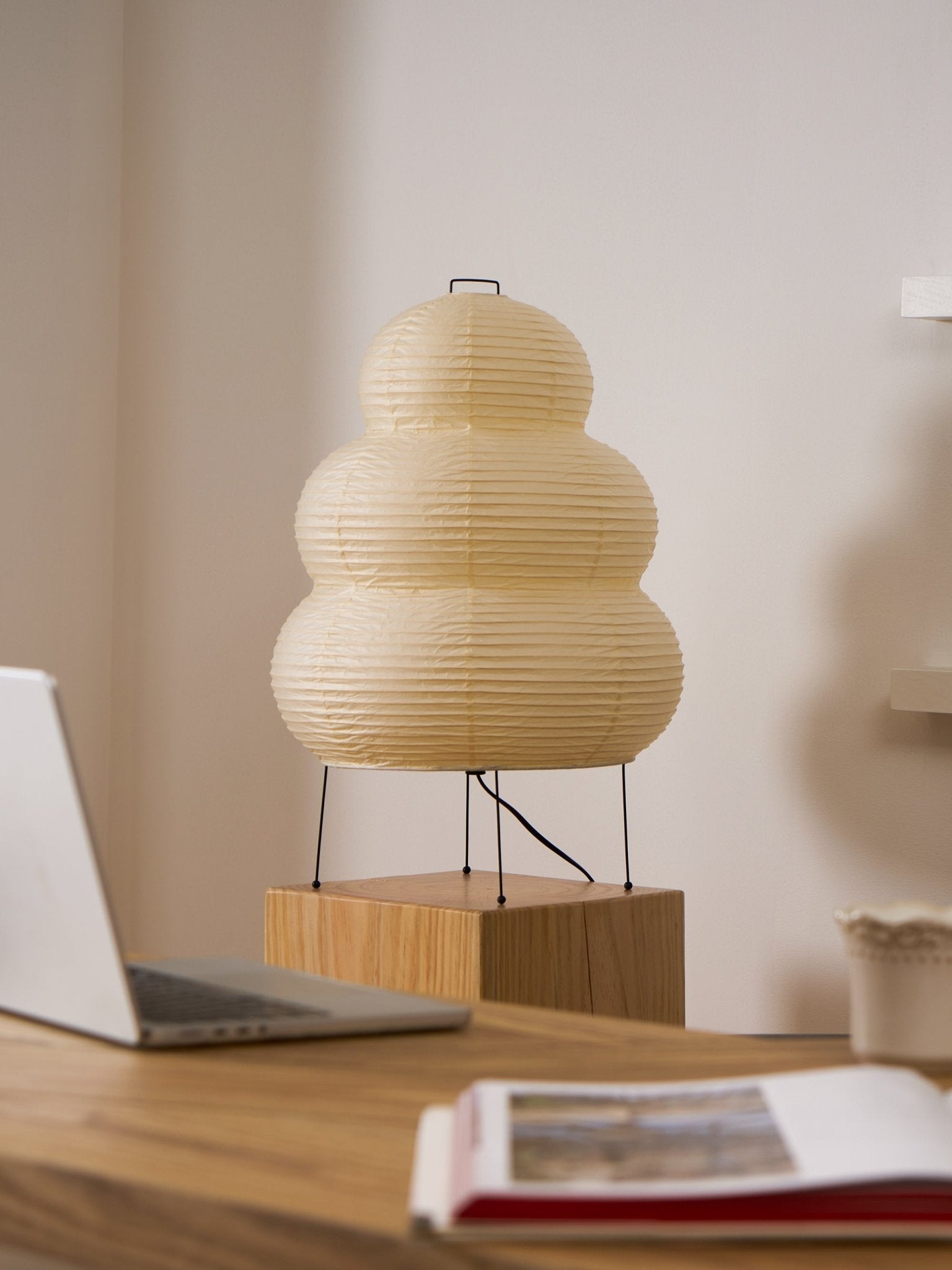 Akari Paper Silhouette Table Lamp