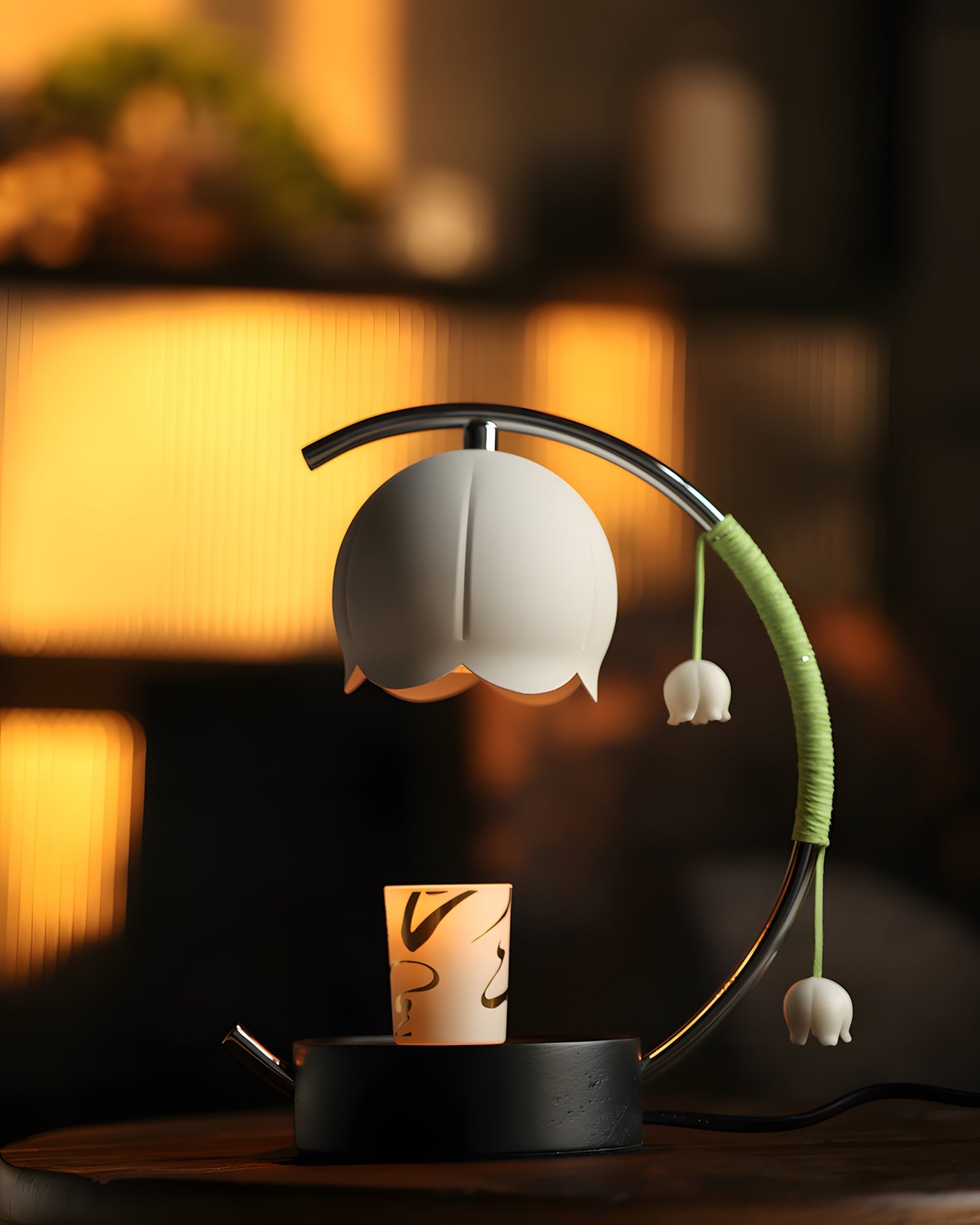 Minimal Arc Base Candle Warmer Lamp