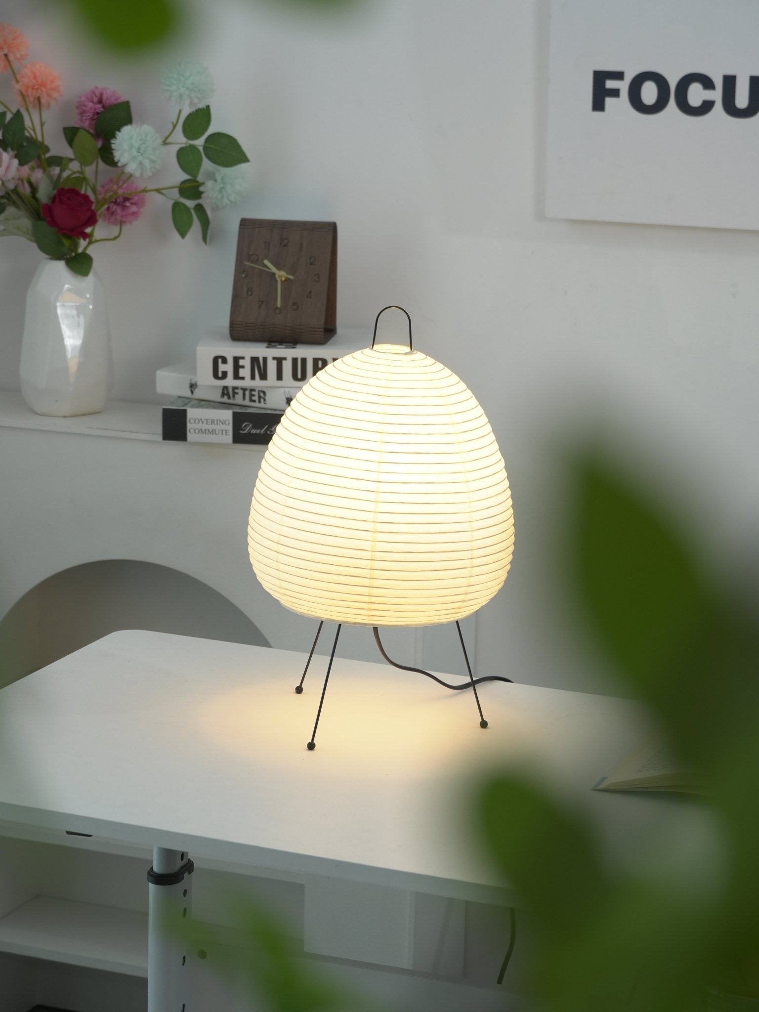 Akari Paper Silhouette Table Lamp