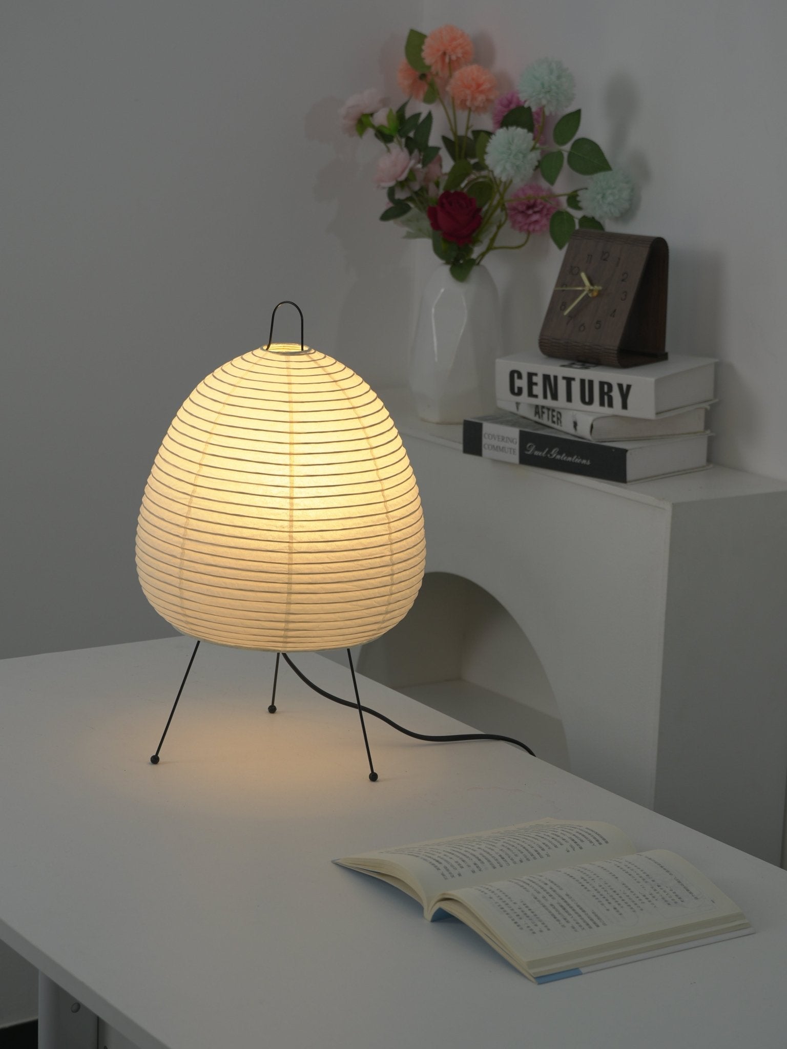 Akari Paper Silhouette Table Lamp