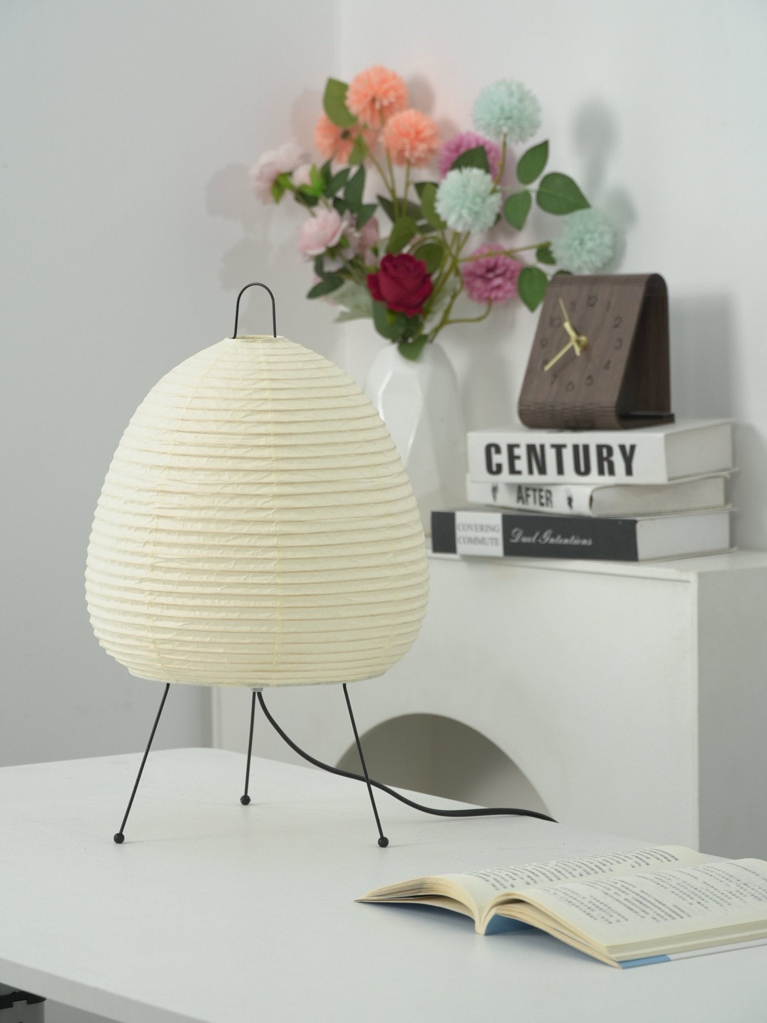Akari Paper Silhouette Table Lamp