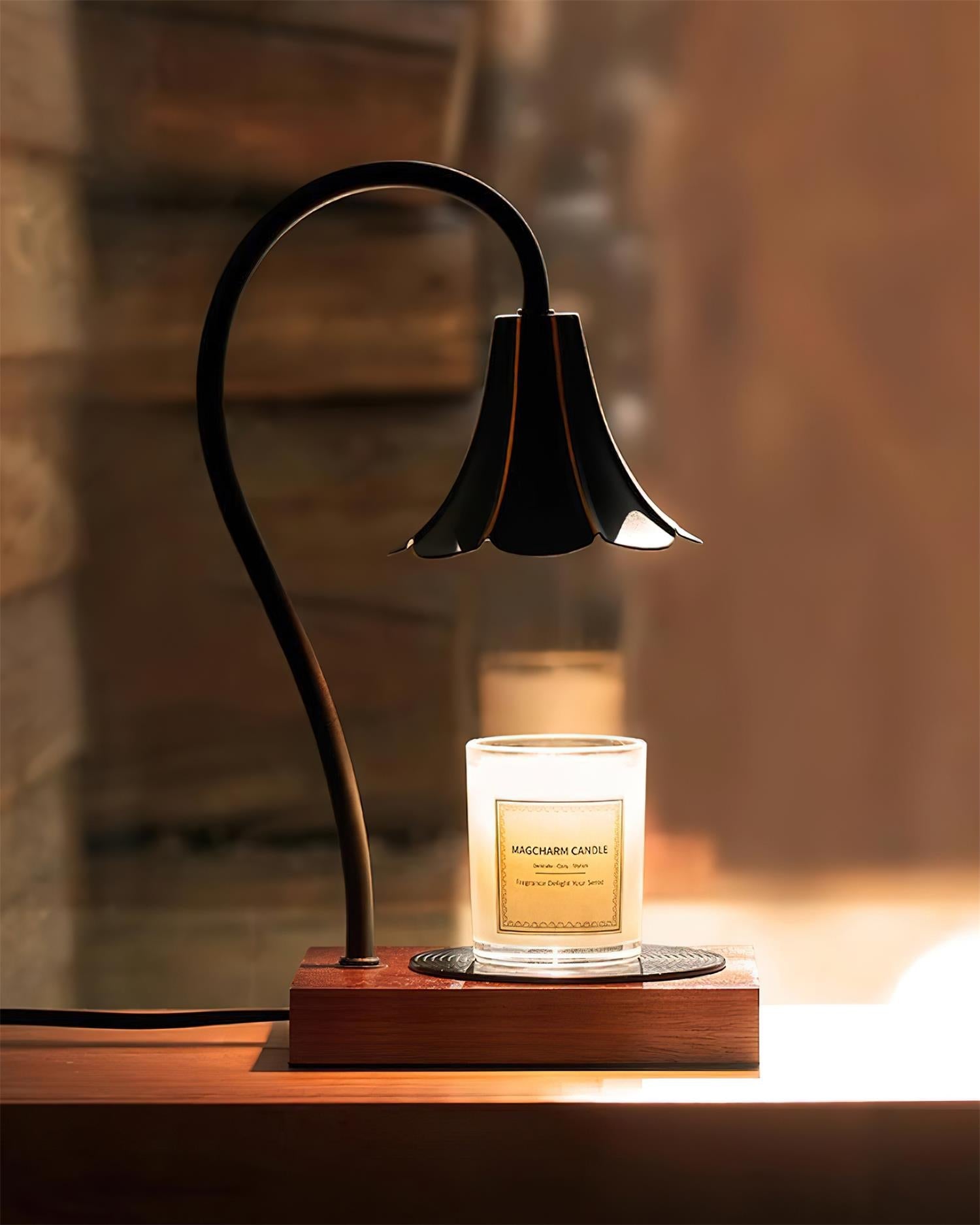 Arched Metal Frame Candle Warmer Lamp