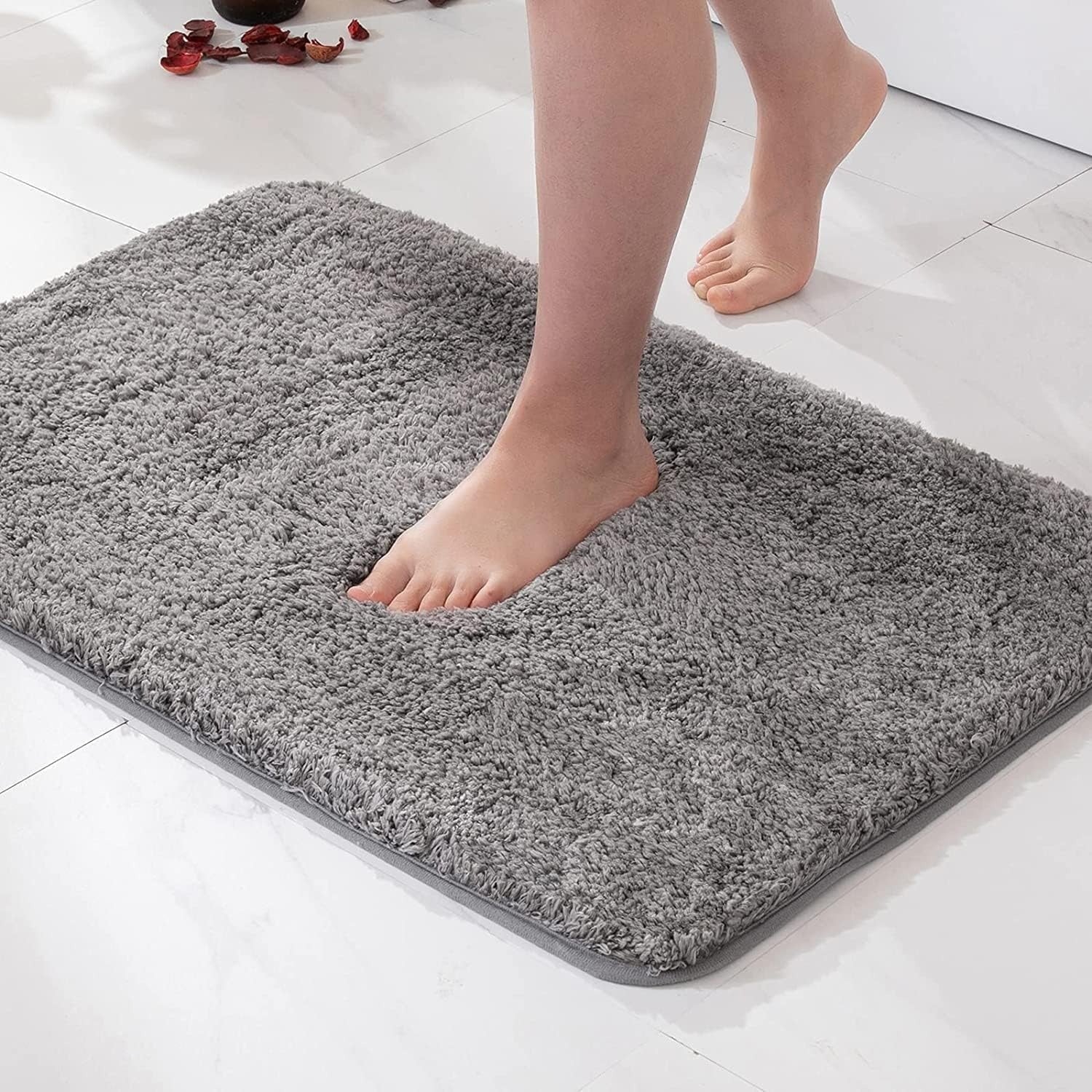 Fur & Plush | Non-Slip Bath Mat – Ultra-Soft Microfiber Design 1