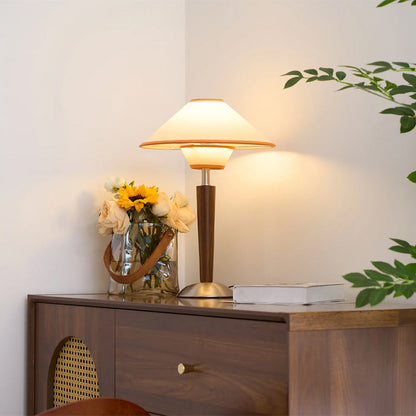 Retro Wooden Table Lamp - Classic Design
