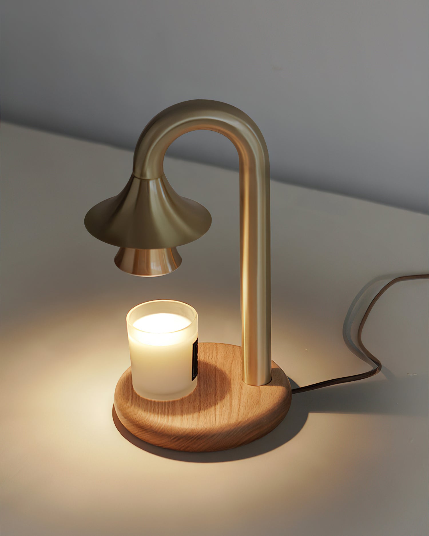 Classic Hook Arm Candle Warmer Lamp