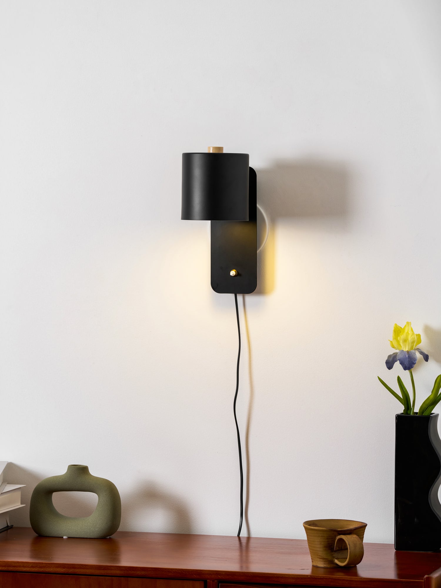 Plug-In Adjustable Cylinder Wall Light