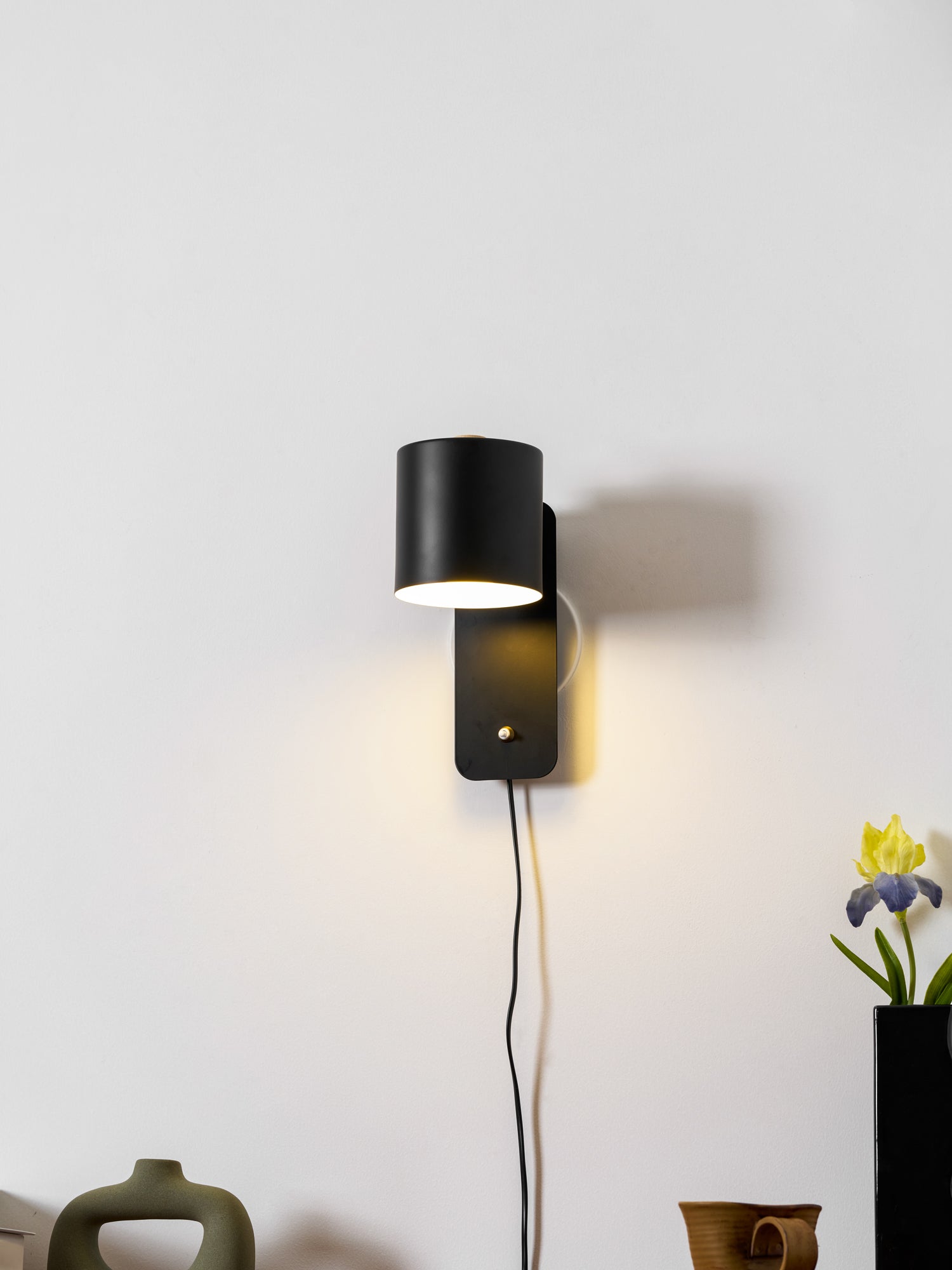 Plug-In Adjustable Cylinder Wall Light