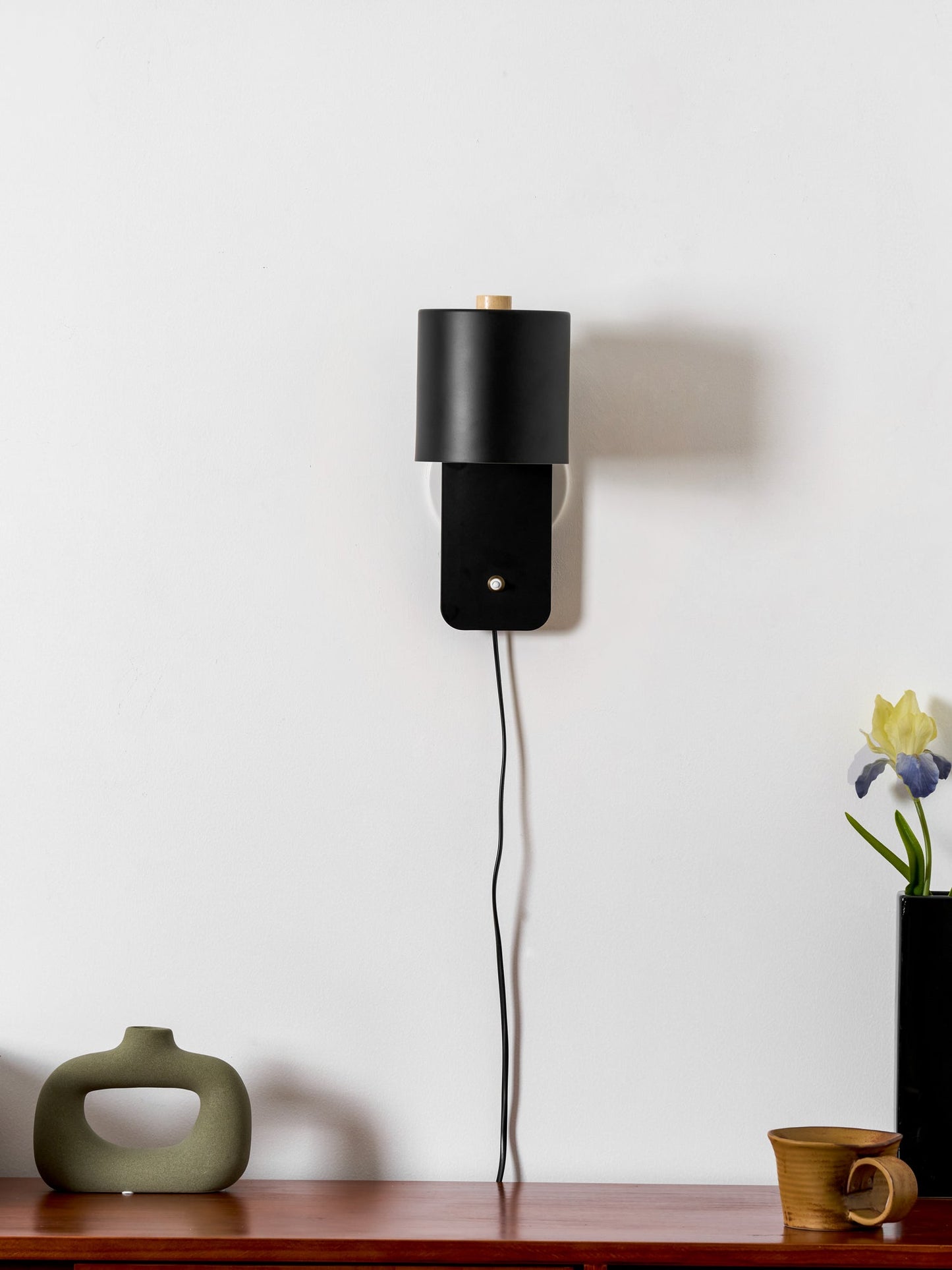 Plug-In Adjustable Cylinder Wall Light