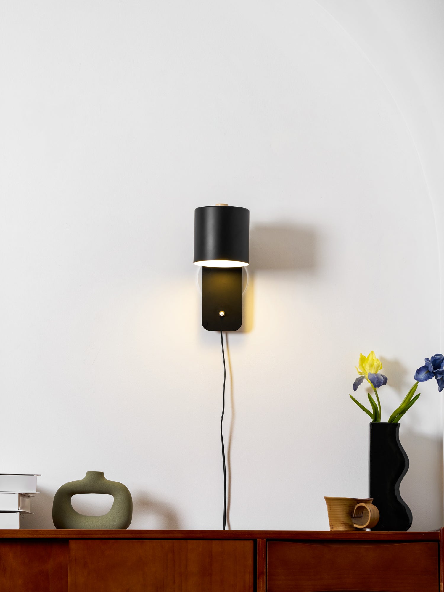 Plug-In Adjustable Cylinder Wall Light