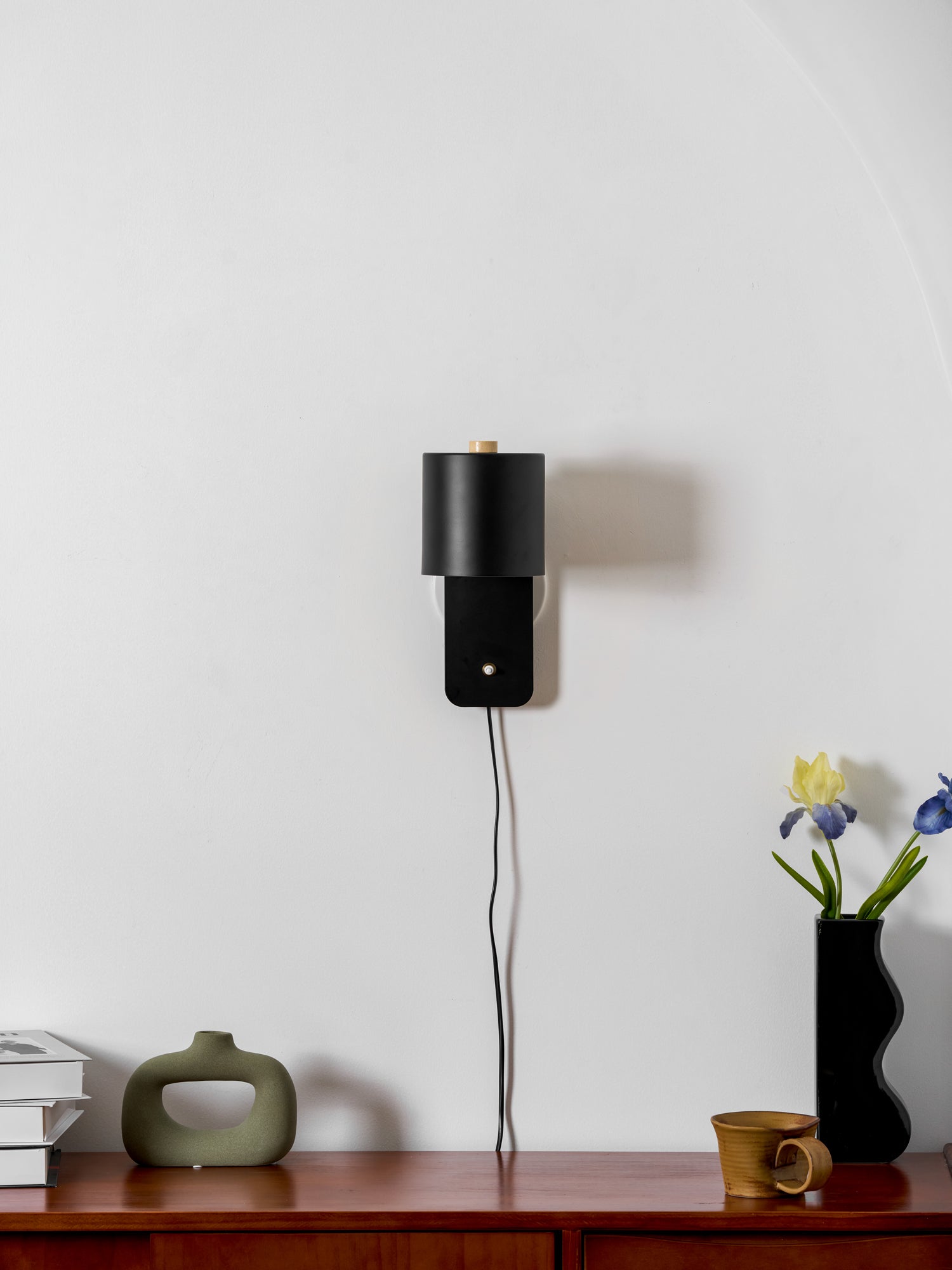 Plug-In Adjustable Cylinder Wall Light