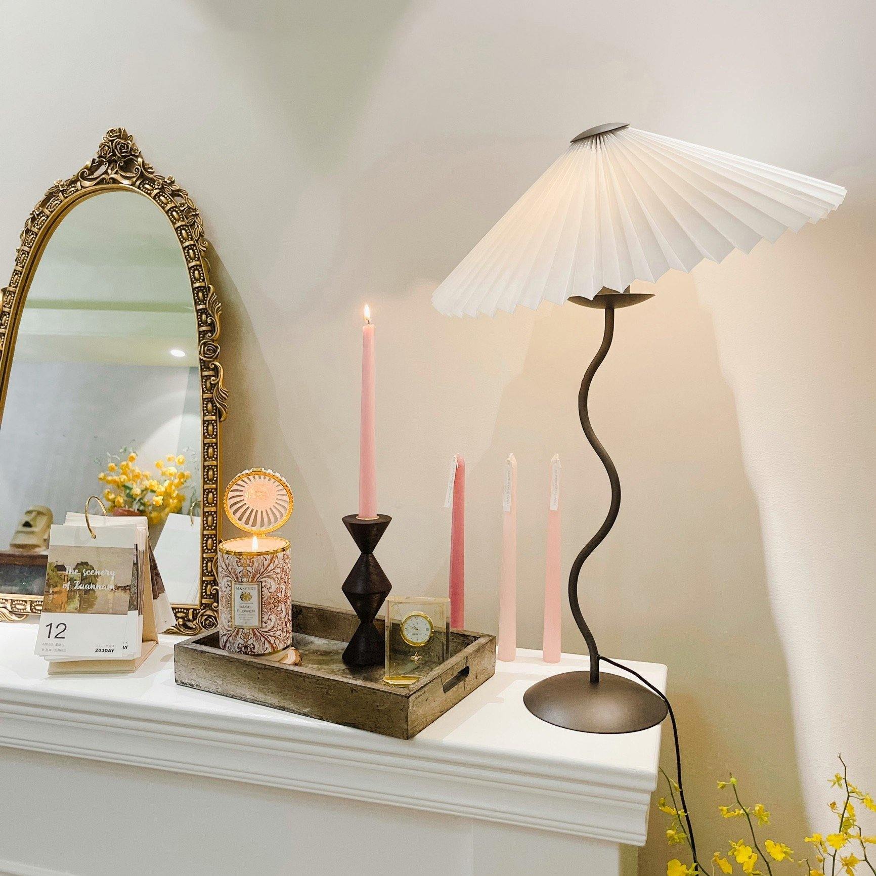 Amber Glass Sculptural Table Lamp