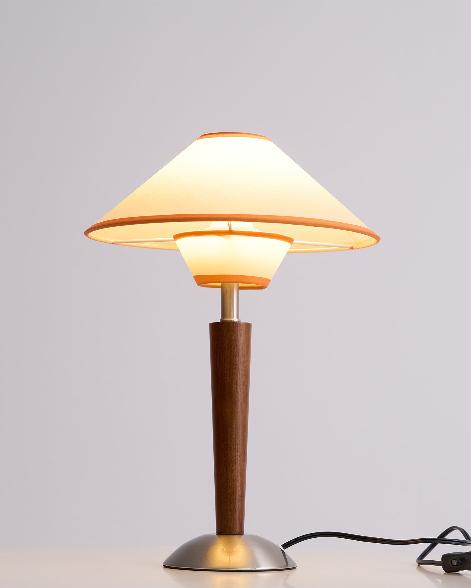 Wooden Stem Classic Table Lamp