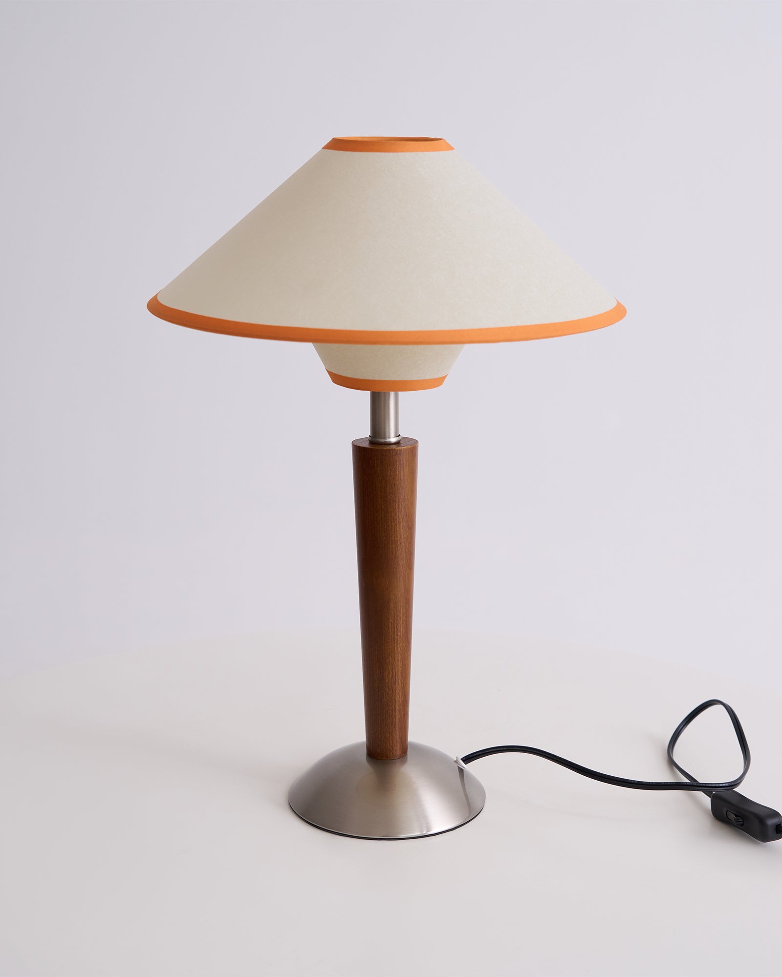 Wooden Stem Classic Table Lamp