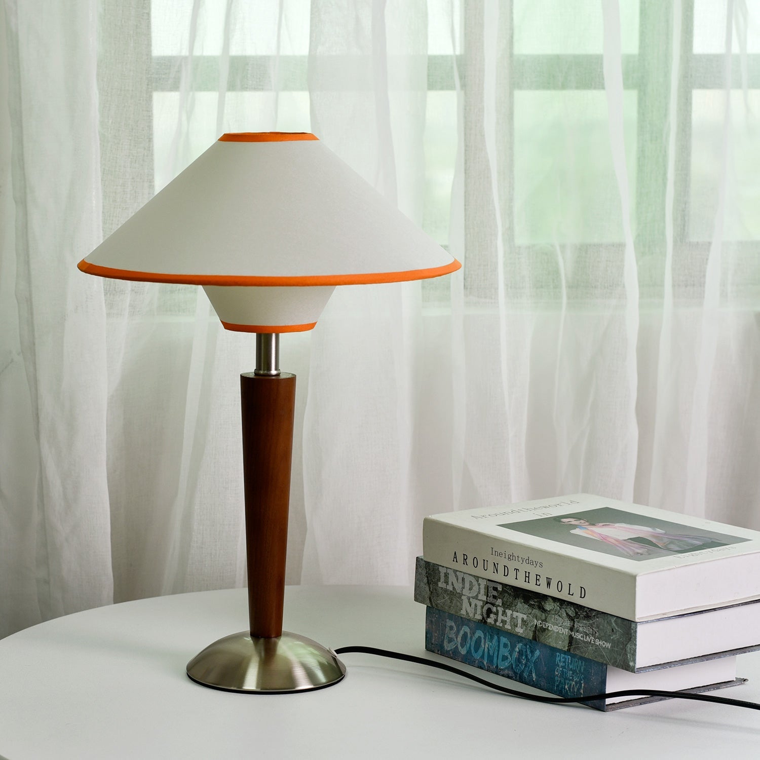 Wooden Stem Classic Table Lamp
