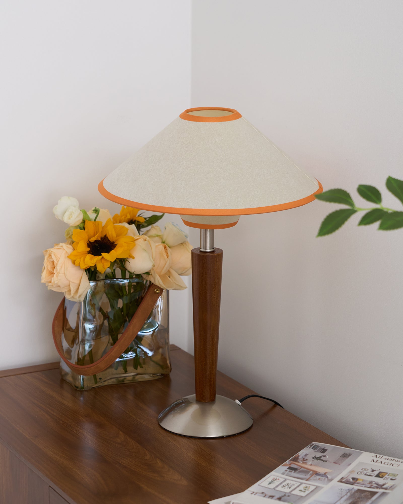 Wooden Stem Classic Table Lamp