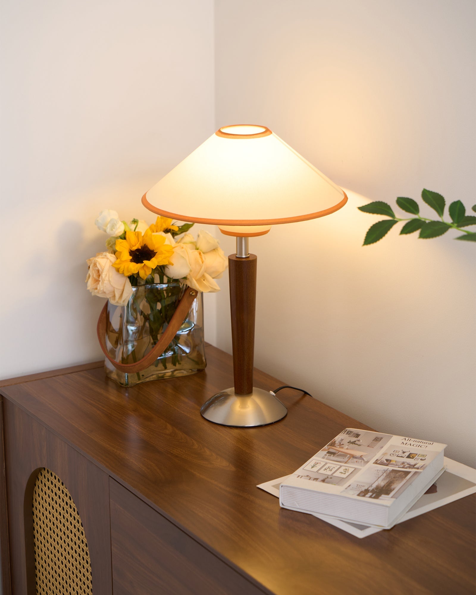 Wooden Stem Classic Table Lamp