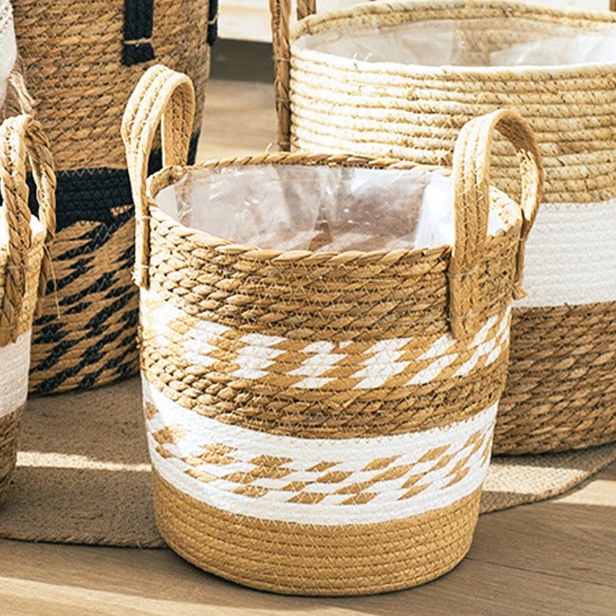 Woven Seagrass Storage Basket - Eco-Friendly Laundry Hamper for Organizing 1