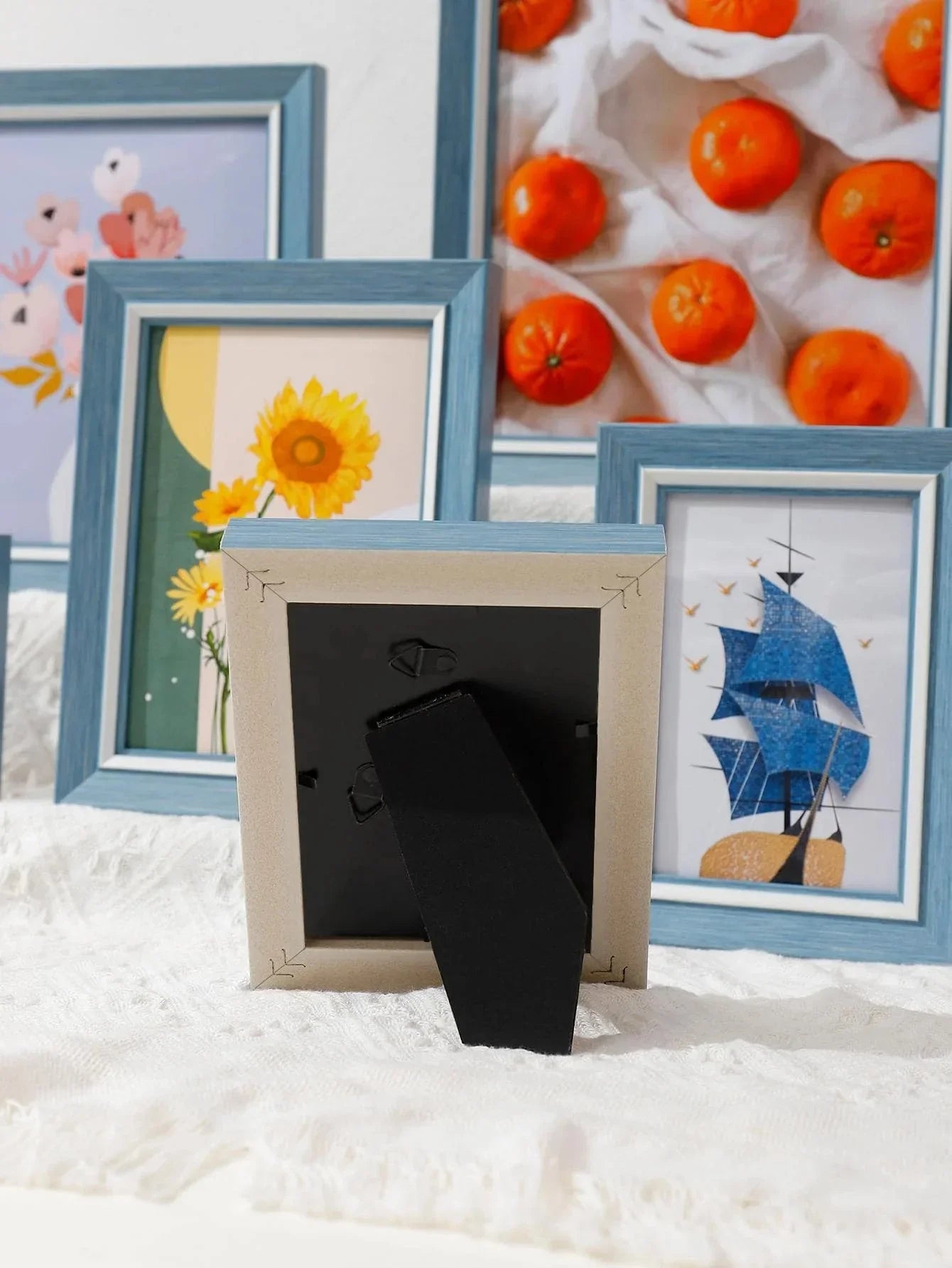 Floating Acrylic Panel Display Photo Frame