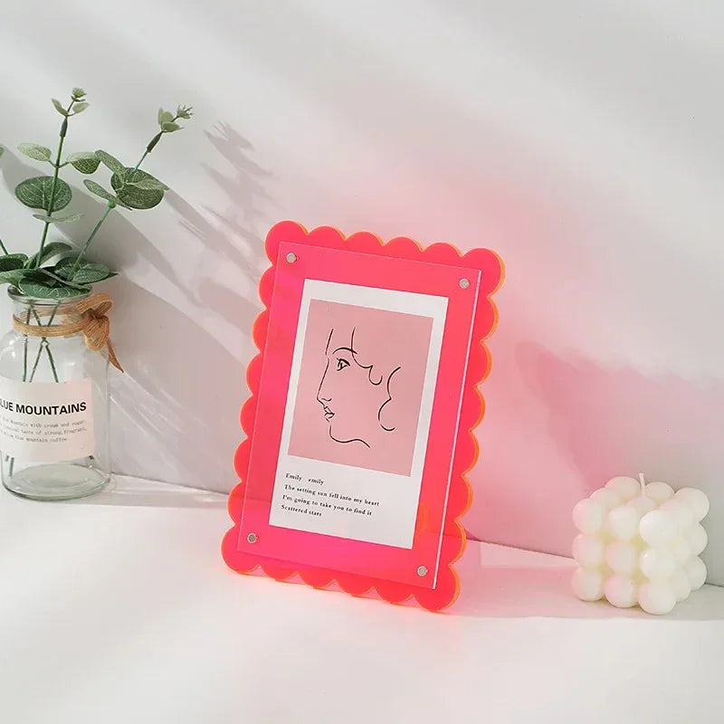 Floating Acrylic Thick-Edge Display Photo Frame