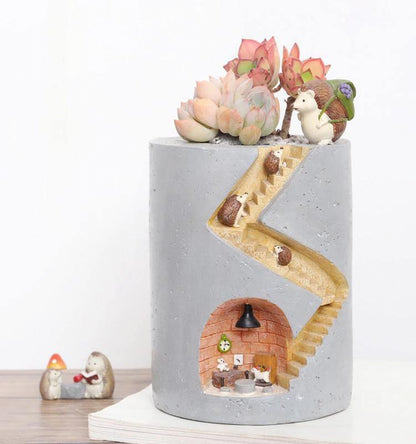 Pet House Ceramic Planter Pot