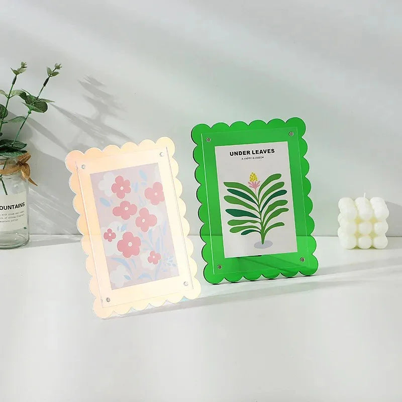Floating Acrylic Thick-Edge Display Photo Frame