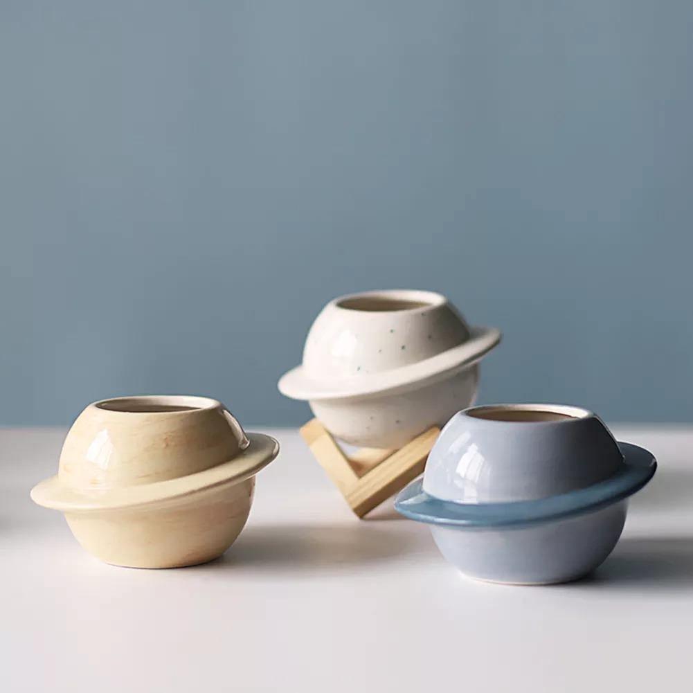 Round Minimal Ceramic Planter Pot