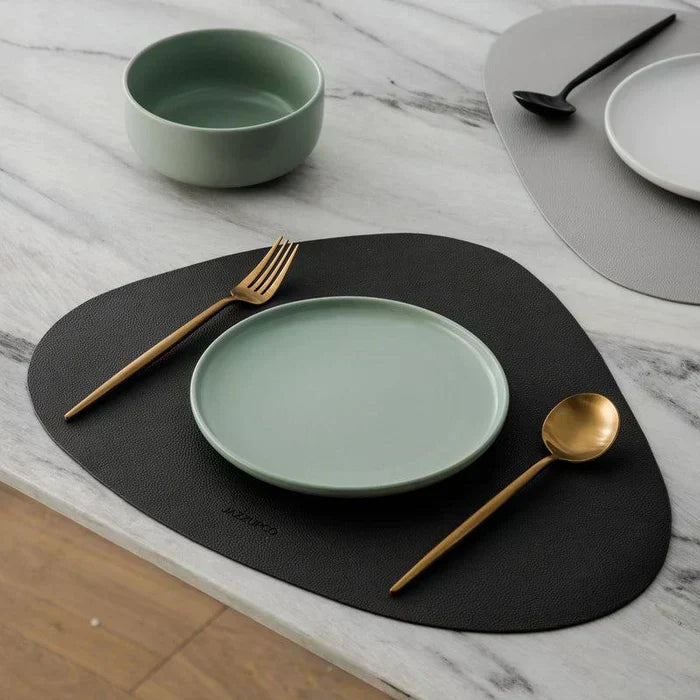 Minimalistic Cutlery for Modern Tables - PureSet-Matte Gold-Set for 4 people (20 pieces)-State of Style