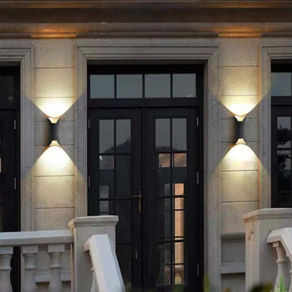 Modern LED Outdoor Wall Lamp - LumiEdge-Small (6W)-Neutral White-Black-State of Style