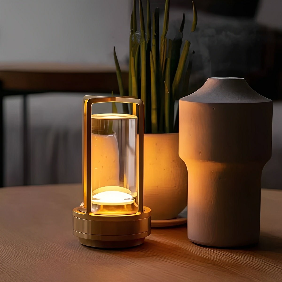 Cordless USB Touch Dimming Lantern Table Lamp