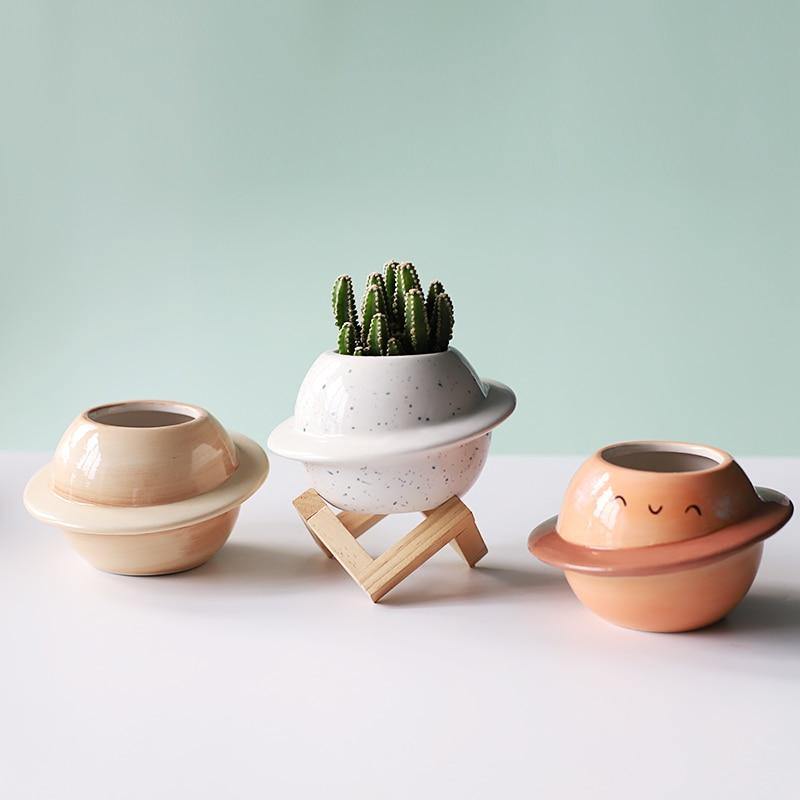 Round Minimal Ceramic Planter Pot