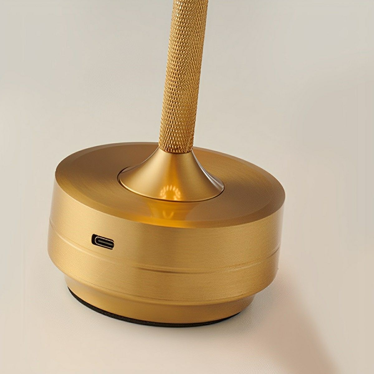 USB Dimmable Dish LED Table Lamp